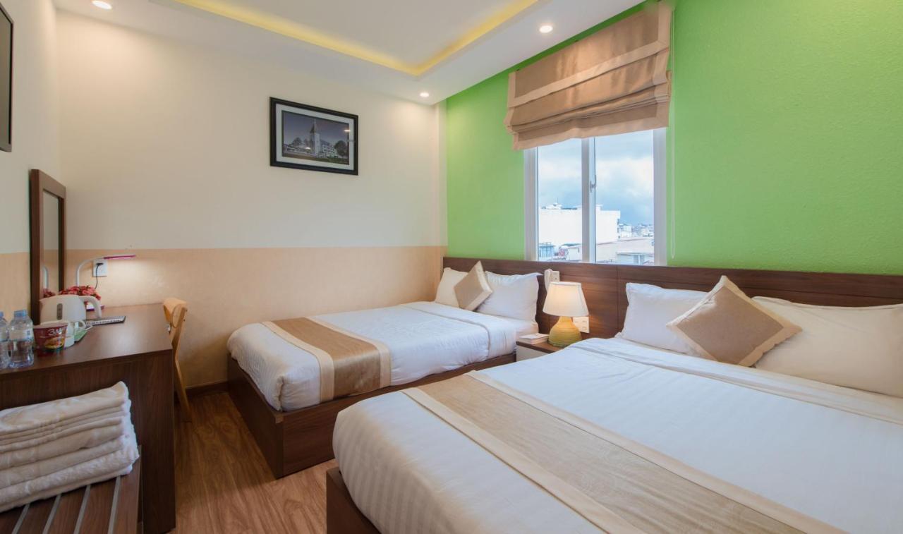 Duy Vinh Hotel Dalat Екстериор снимка