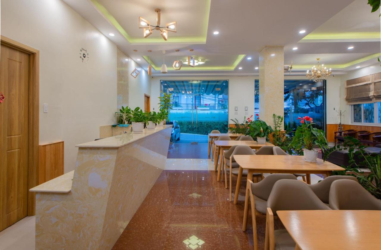 Duy Vinh Hotel Dalat Екстериор снимка