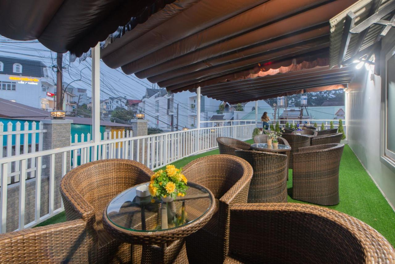 Duy Vinh Hotel Dalat Екстериор снимка