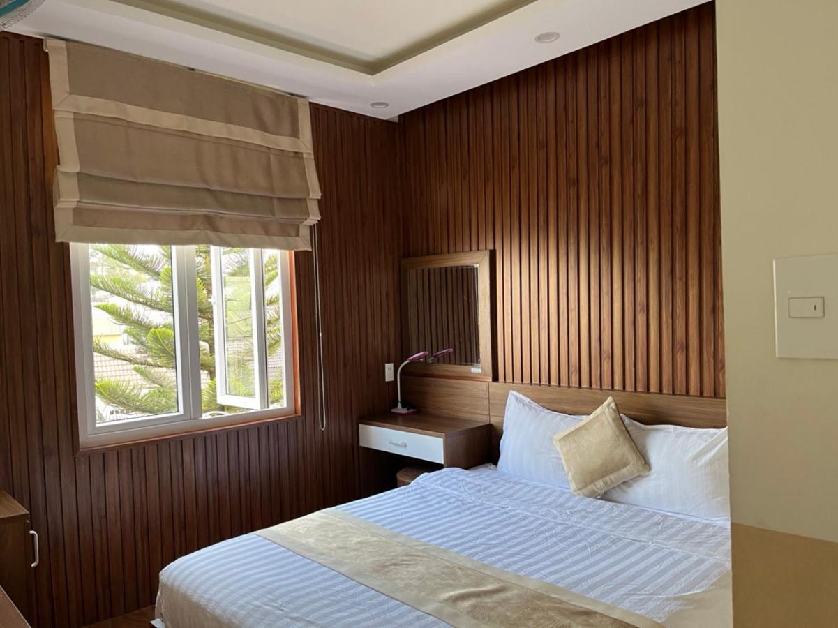 Duy Vinh Hotel Dalat Екстериор снимка