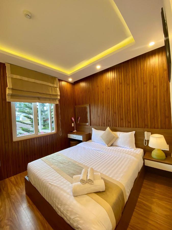 Duy Vinh Hotel Dalat Екстериор снимка